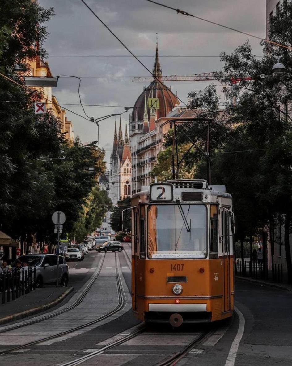 U Home Central Budapest Exteriör bild