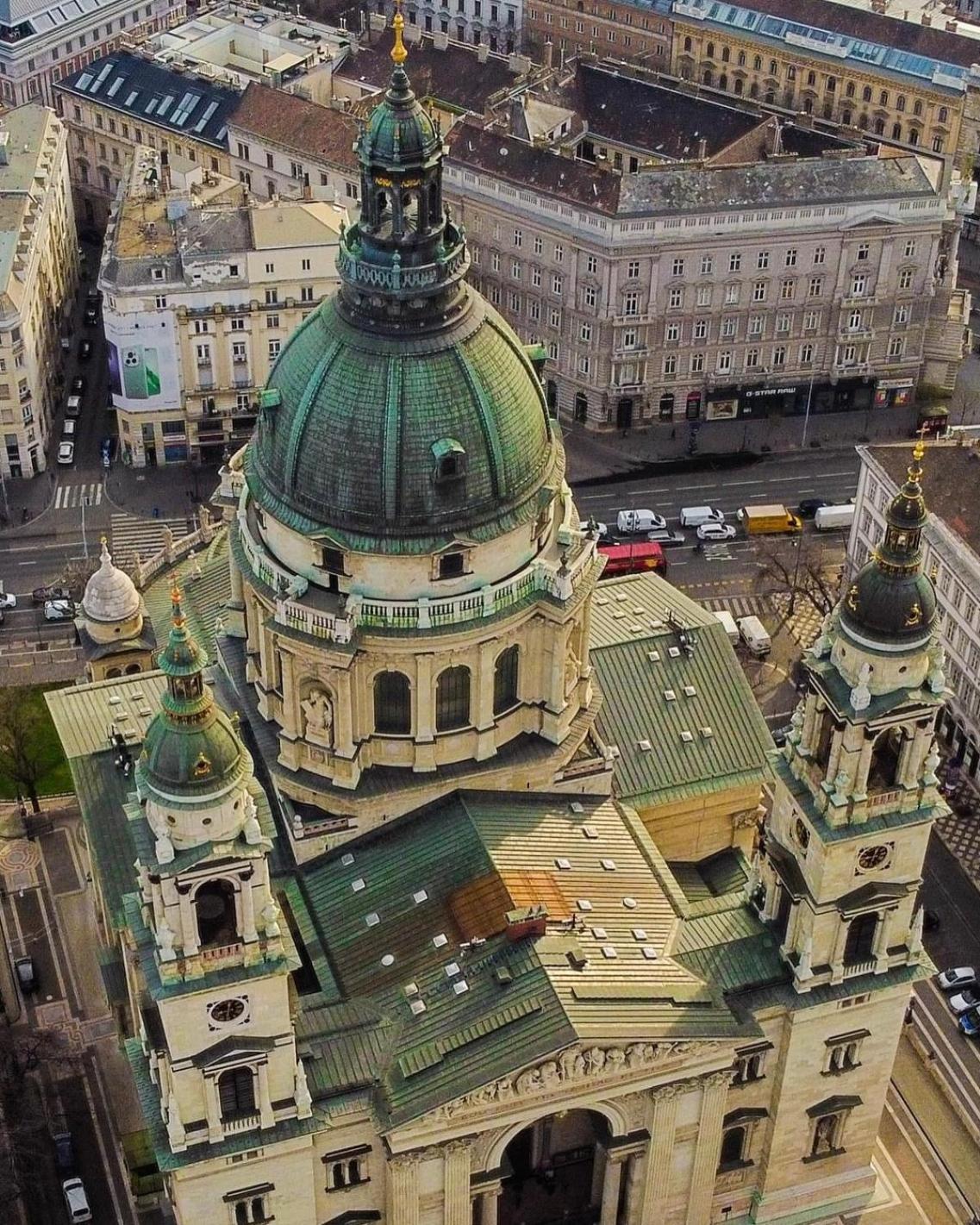 U Home Central Budapest Exteriör bild